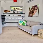 Cosy Beach Bungalow On Clifton