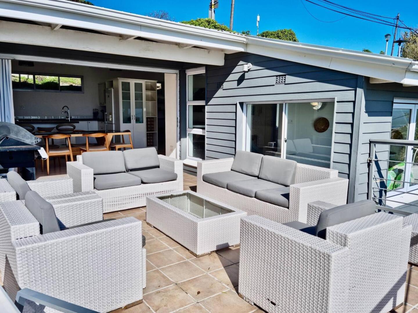 Holiday home Cosy Beach Bungalow On Clifton